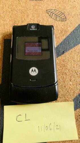 Motorola v3