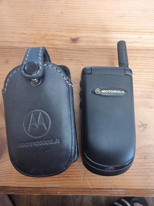 Motorola v3688 in nette staat