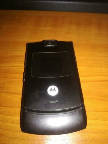 Motorola v3i razor met nieuwe batterij