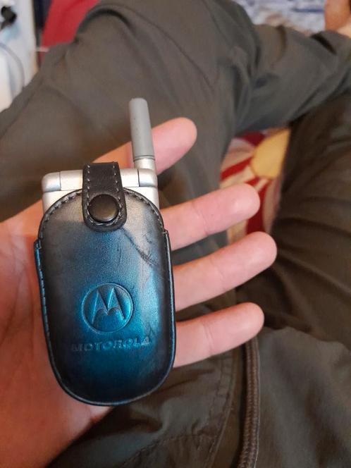 Motorola v50 de kleinste mobieltje van de Motorola serie