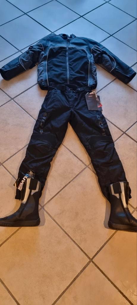 Motorpak MQP en laarzen uvex