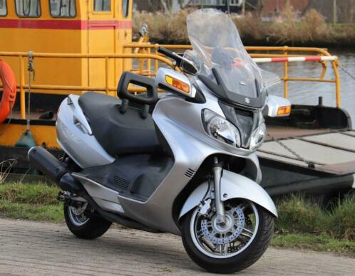 Motorscooter Suzuki Burgman 650 AN 2003