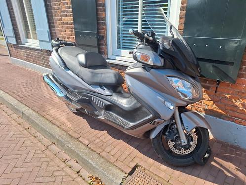 Motorscooter Suzuki Burgman 650 Executive 2015