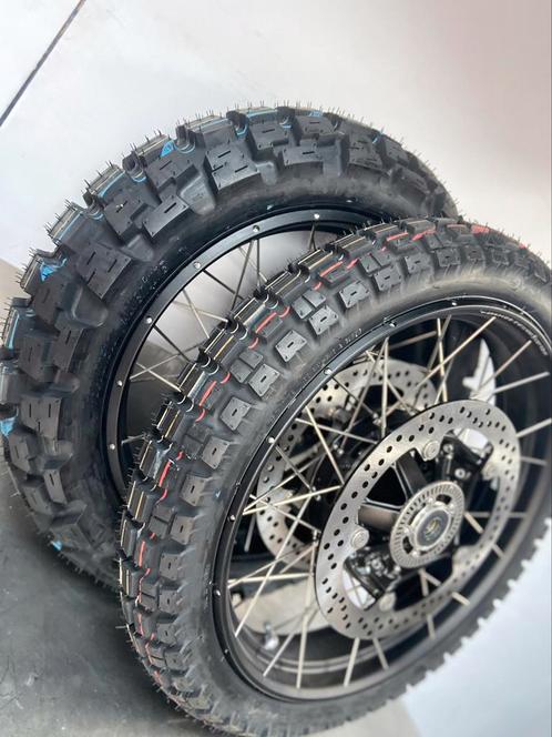 MOTOZ banden op set BMW spaakwielen K5X