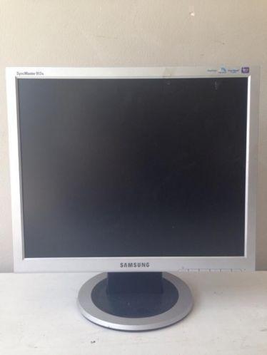 MPH 11-100 Samsung monitor 13034