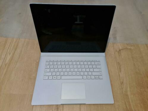 MS surface book 2 i7, 16gb, 1tb ssd. Incl accessoires