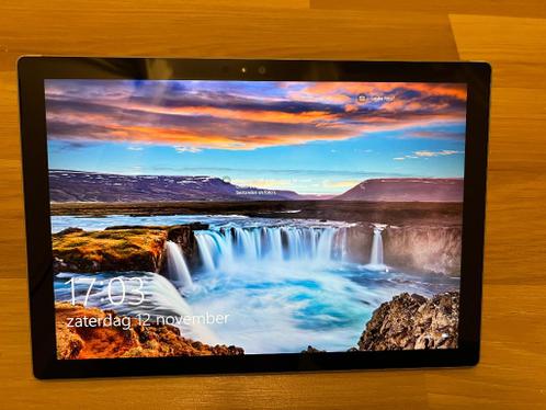 MS Surface Pro 4 i5 256GB SSD