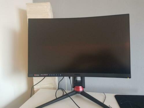 MSI curved beeldscherm 27inch