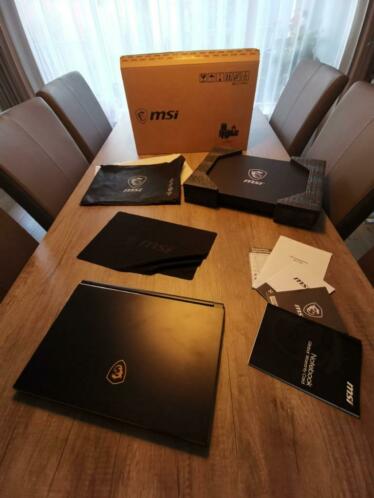 MSI GS65 Stealth Thin 8RF Gaming Laptop