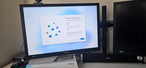 MSI Trident 3 Arctic Gaming PC  Complete Set-up
