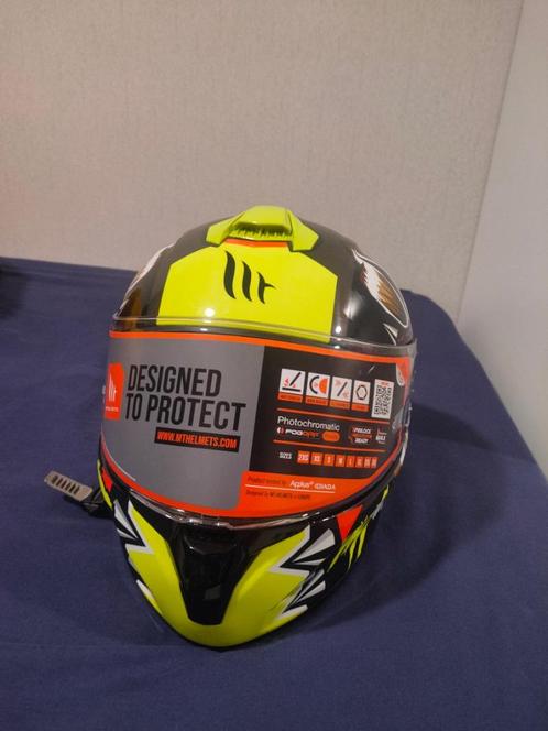MT Revenge 2 Motorcycle Helmet