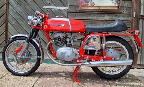 MV Agusta 350B sport bouwjaar 1971.