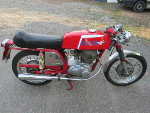 MV. Moto Guzzi. Honda