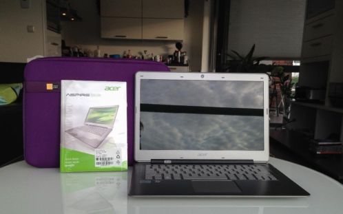 Nagelnieuwe Acer Aspire S3 incl. 10 mnd. garantie en sleeve