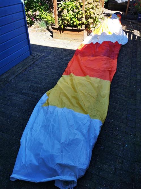 Nagenoeg nieuwe ongebruikte Spinnaker 51m2