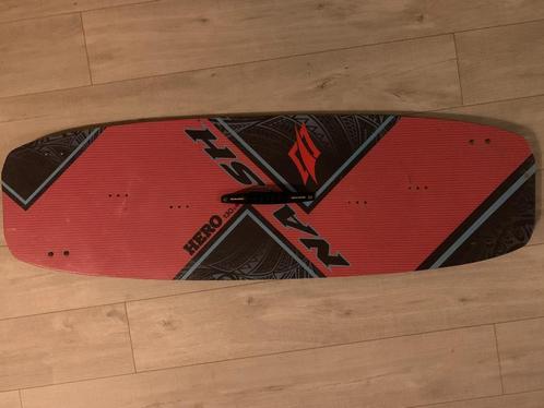 naish hero kiteboard (130x41)