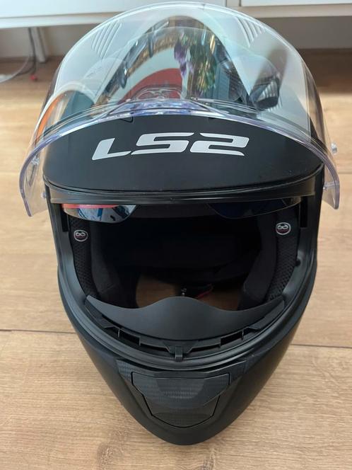 Nauwelijks gebruikte LS2 integraal helm, XL