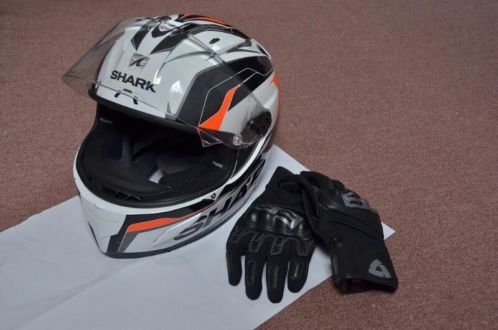 Nauwelijks gebruikte set motorkleding 