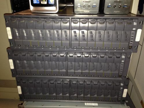 NetApp DS14MK4 met 14x 300GB 15K SAS schijven 25TB OPSLAG