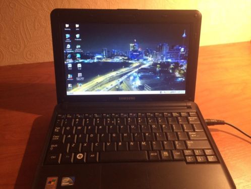 Netbook SAMSUNG N 130