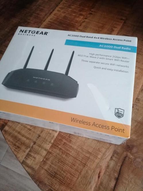 NETGEAR AC2000