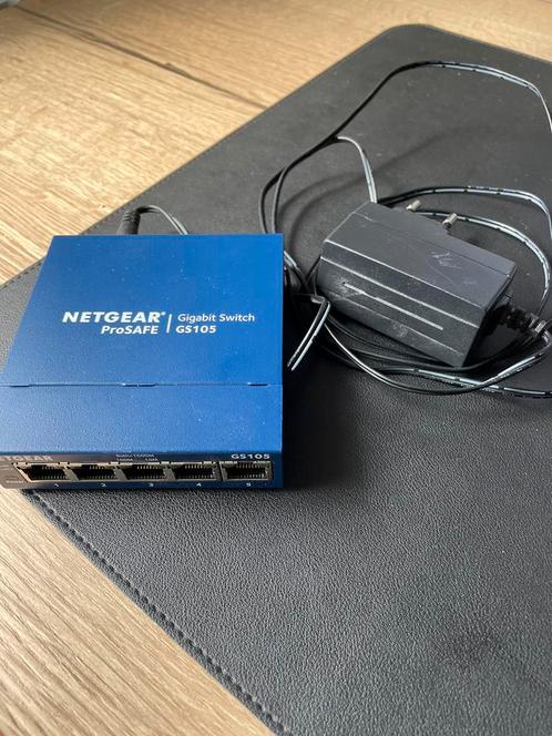 Netgear Gigabit Switch -GS 105 2 stuks