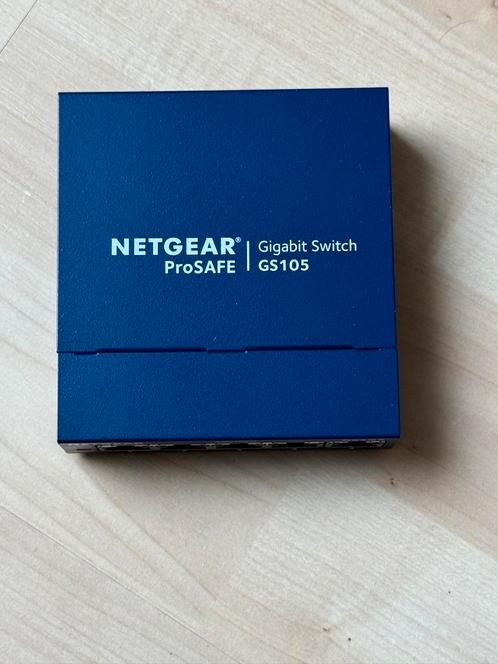 Netgear GS105 gigabit switch