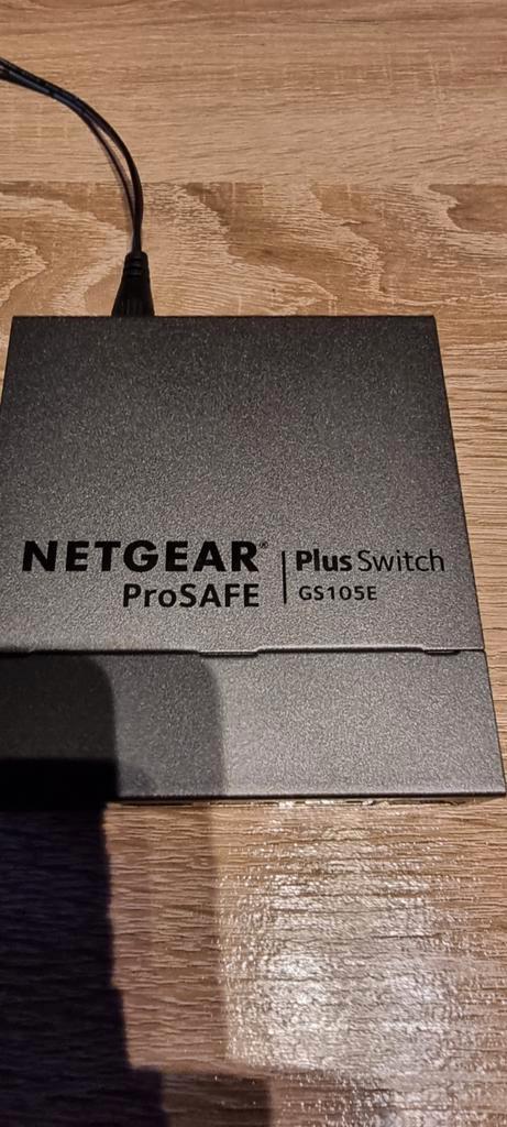 Netgear GS105E ProSafe Plus
