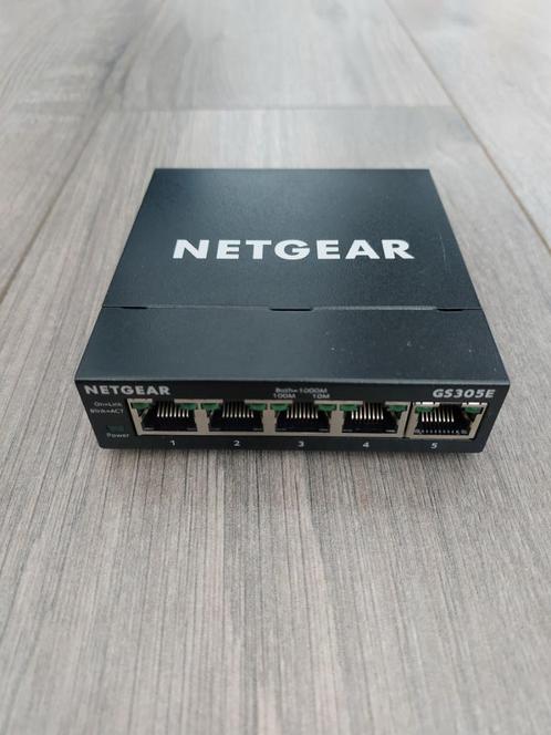 Netgear GS305E netwerk netwerk switch incl. netsnoer