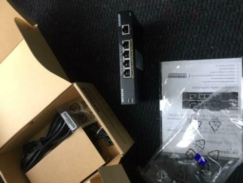 Netgear GS305EP