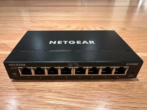 Netgear GS308E-100PES netwerk switch in nieuwstaat