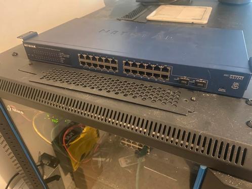 Netgear GS724T switch