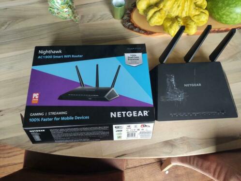 Netgear Nighthawk R7000 AC1900 Dual-Band Smart WiFi Router
