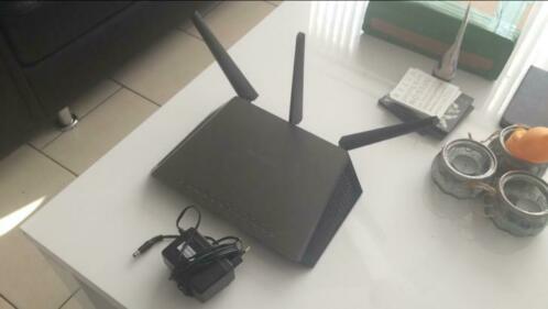 Netgear Nighthawk R7000 AC1900 Dual-Band Smart WiFi Router
