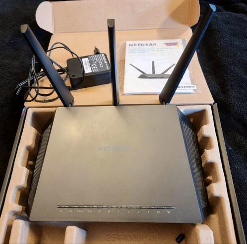 NETGEAR Nighthawk R7000 AC1900 Dual-Band Smart WiFi Router