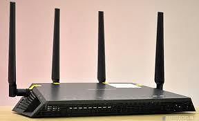 Netgear Nighthawk X4 R7500 Wi-Fi router AC2350