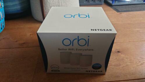 NETGEAR Orbi AC2200 Tri-band WiFi System
