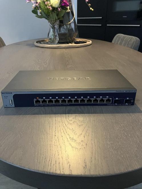 Netgear Prosafe M4100-D12G