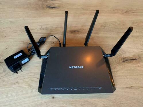 NetGear R7800 (AC2600) Nighthawk Smart WIFI Gaming Router