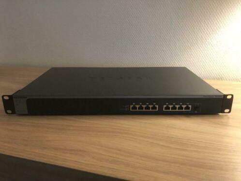 Netgear XS708E ( 10Gb switch )