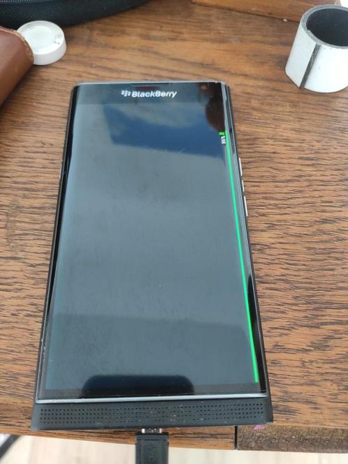 Nette BlackBerry telefoon met fysiek toetsenbord