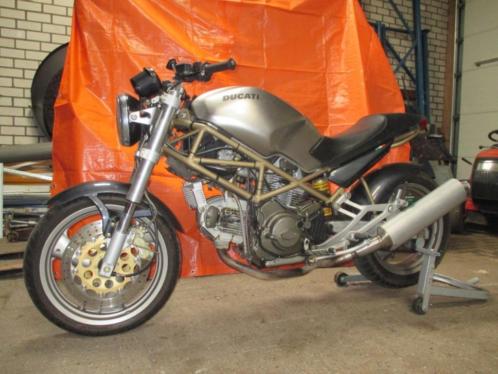 Nette Ducati Monster 750 cc