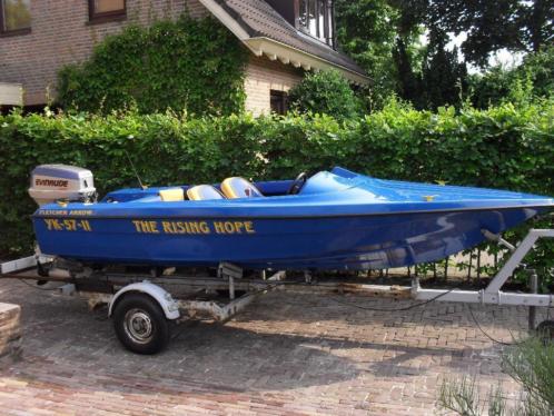 Nette Fletcher Arrow Marine speedboot met 60 pk Evinrude vro