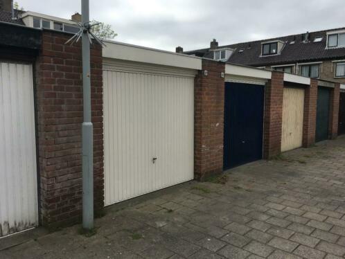 Nette Garagebox in Heemskerk Toscanestraat