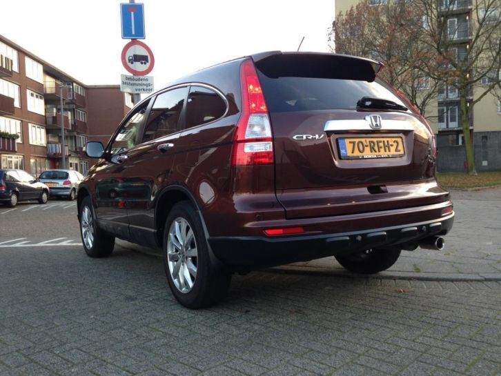 Nette Honda CR-V 2.0i met navigatie,leer enz.INRUIL MOGELIJK