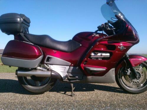 Nette Honda Pan European ST 1100