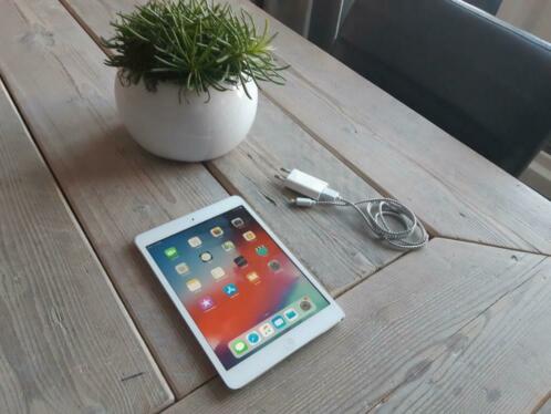 Nette IPad Mini 2 met een Retina display, 16 GB amp WI-FI