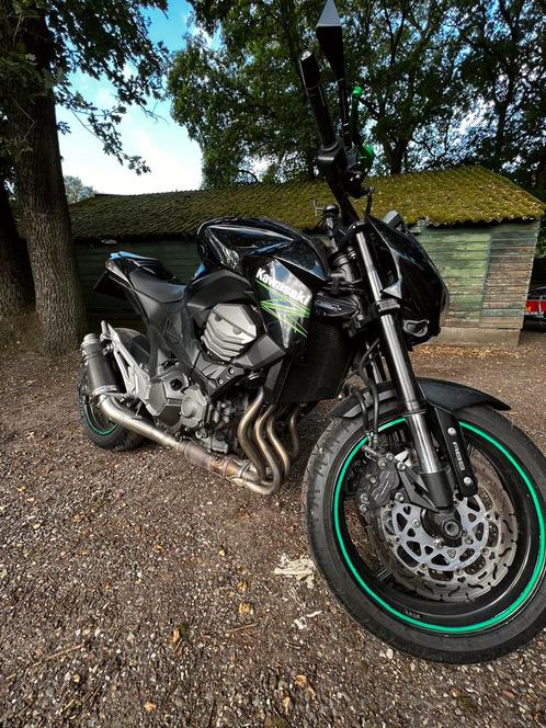 Nette Kawasaki Z800 ABS CARBON ACCENT bj 2014 (A2 MOGELIJK)