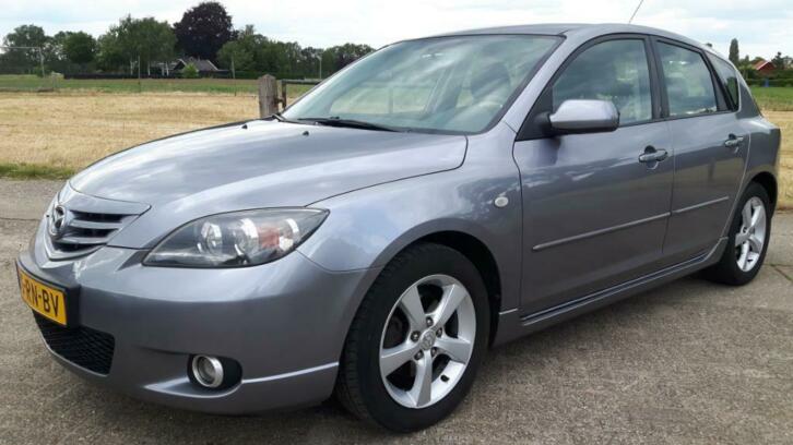 Nette Mazda 3 1.6 Touring - bj 2005 met APK