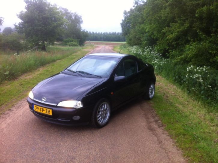 Nette Opel Tigra 1.4 16V Sport